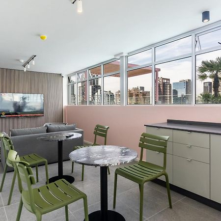 The Rose 604: Central Studio With Rooftop Pool ケープタウン エクステリア 写真