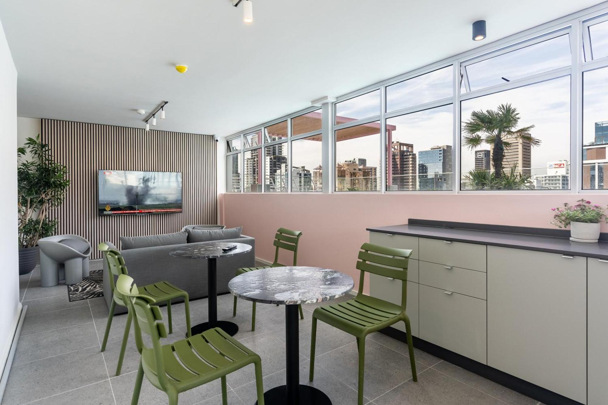The Rose 604: Central Studio With Rooftop Pool ケープタウン エクステリア 写真